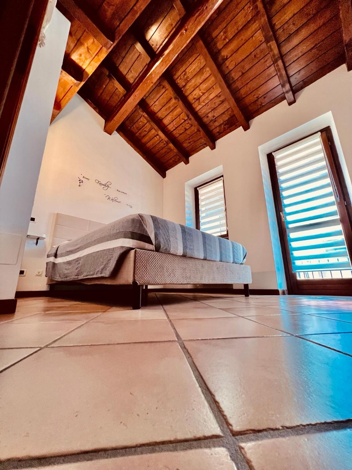 Vittoria Holiday House סטרסה מראה חיצוני תמונה